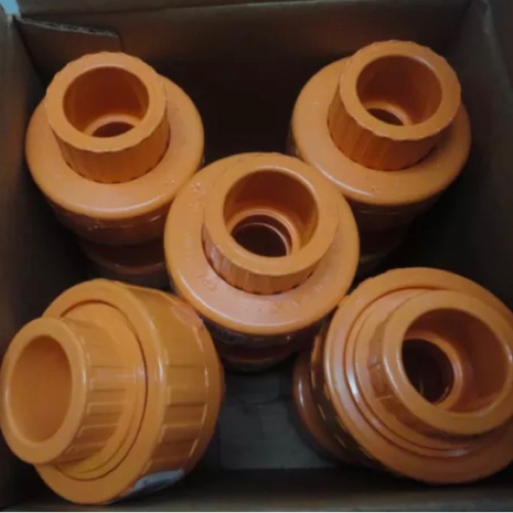 Lot of 10 new in bag unused spears 3/4 inch union sockets